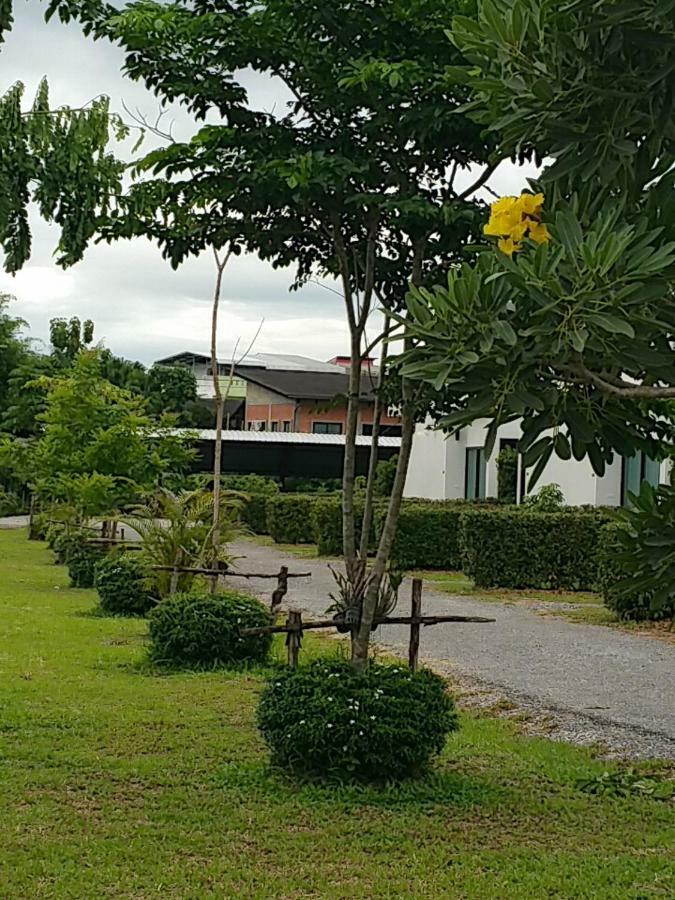 Hotel Kiattikun House Chiang Rai Exterior foto